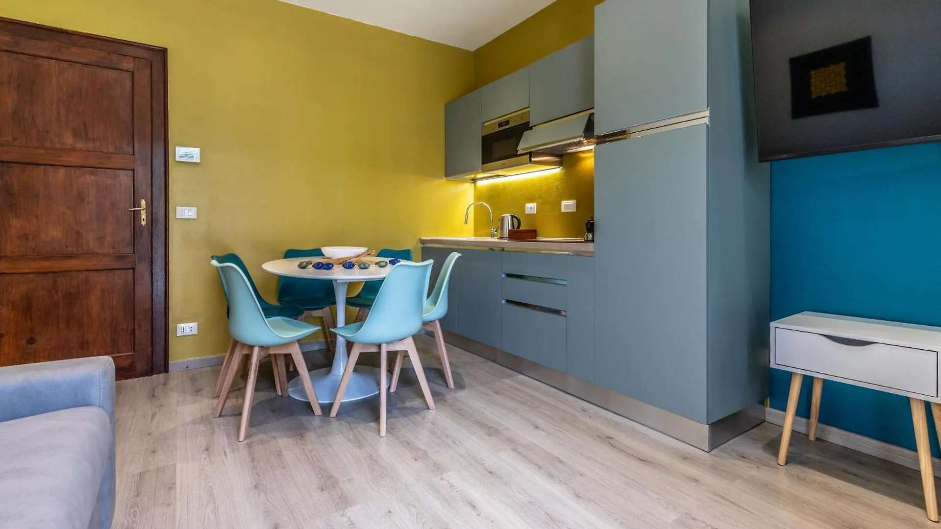 Housmart Emilia Levante 98 Bologna Apartment
